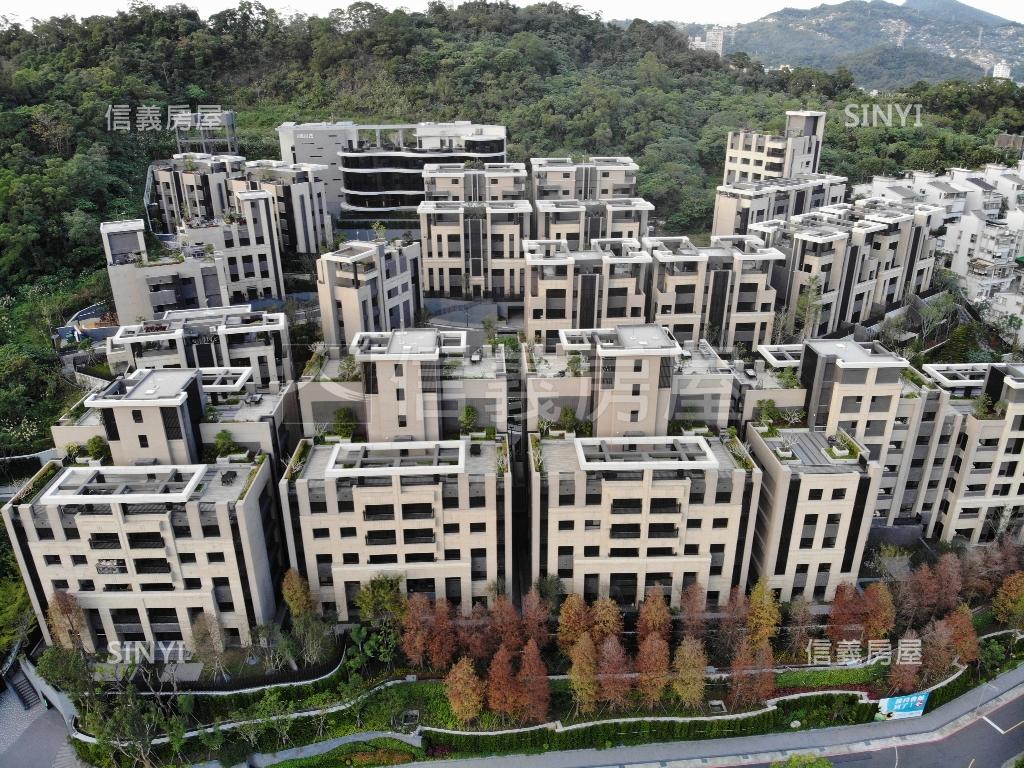 台北市文山區微山丘雲霧大戶 總價6998萬 立即了解更多資訊
