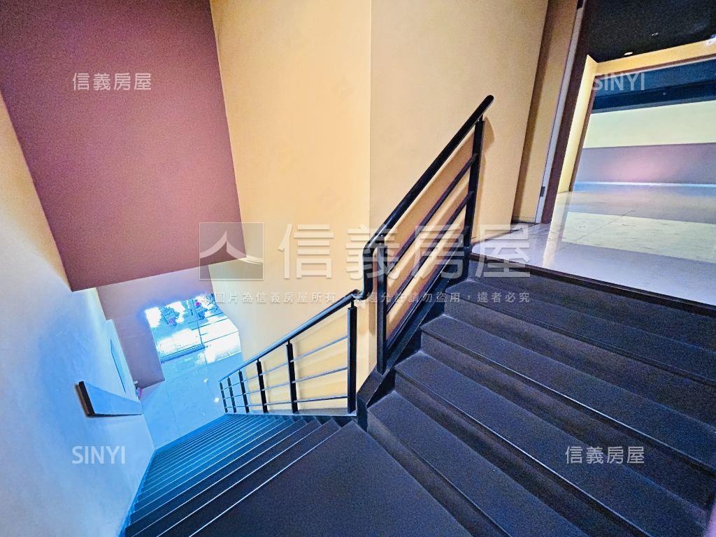 中山東路店面稀有釋出房屋室內格局與周邊環境