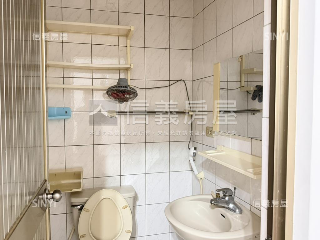 ３０年屋齡公寓３樓房屋室內格局與周邊環境