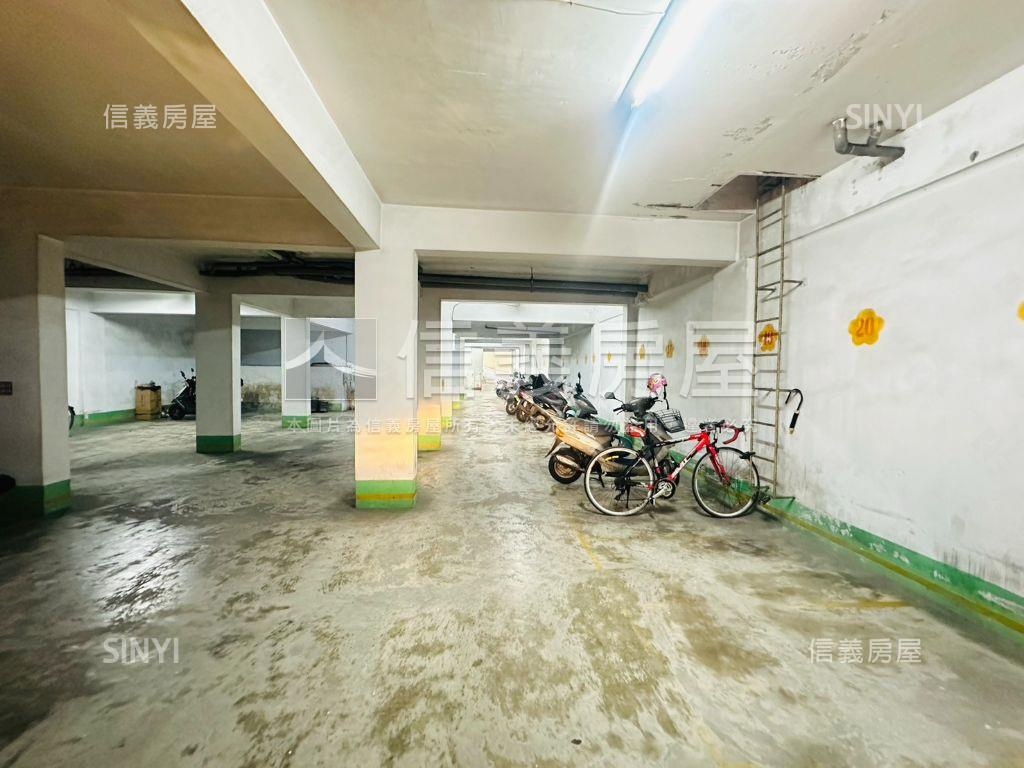 朝公園美三房近捷運房屋室內格局與周邊環境