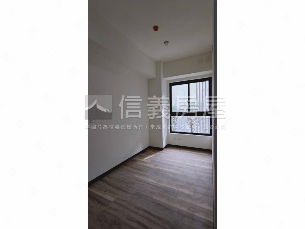 全新★翫花同小資好入手房屋室內格局與周邊環境
