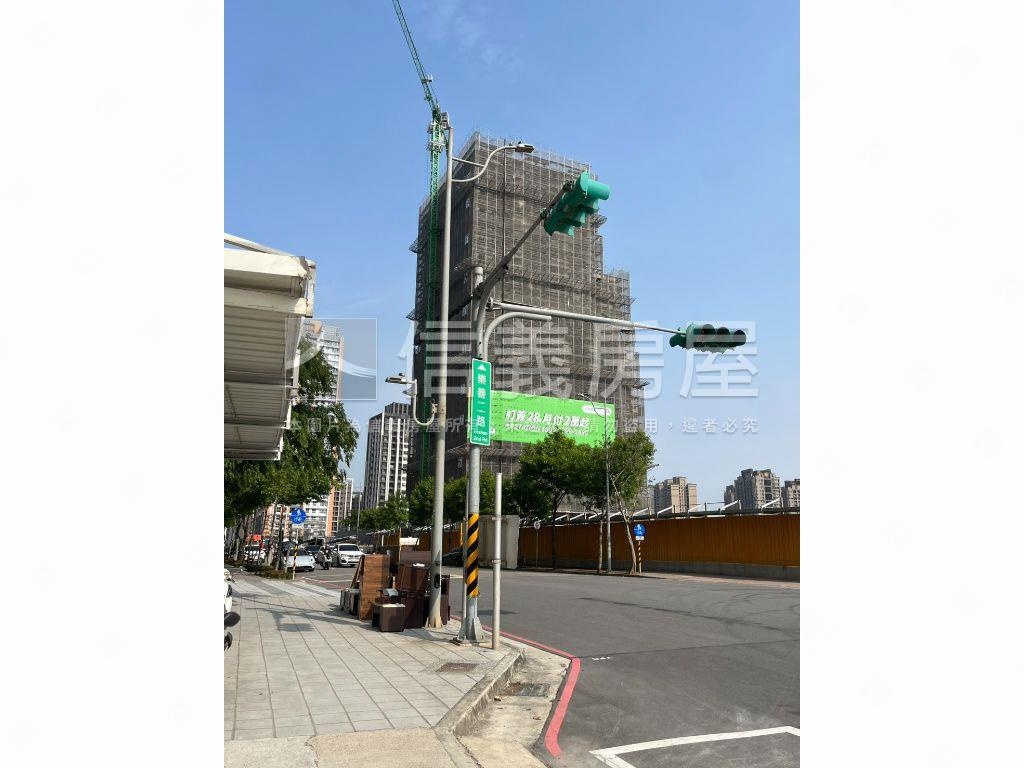 近機捷低總價大亮波波房屋室內格局與周邊環境