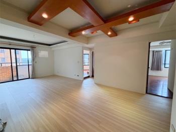 中科福科路面公園三房車位