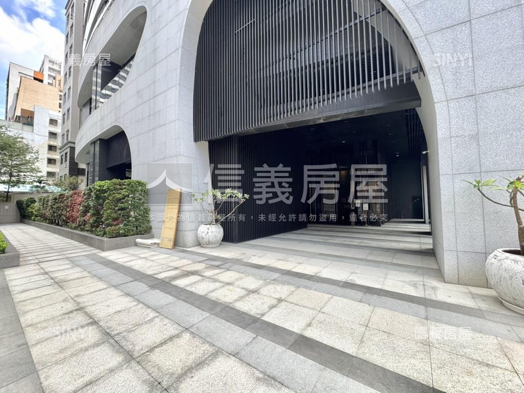 民生香榭高樓市景兩房平車房屋室內格局與周邊環境