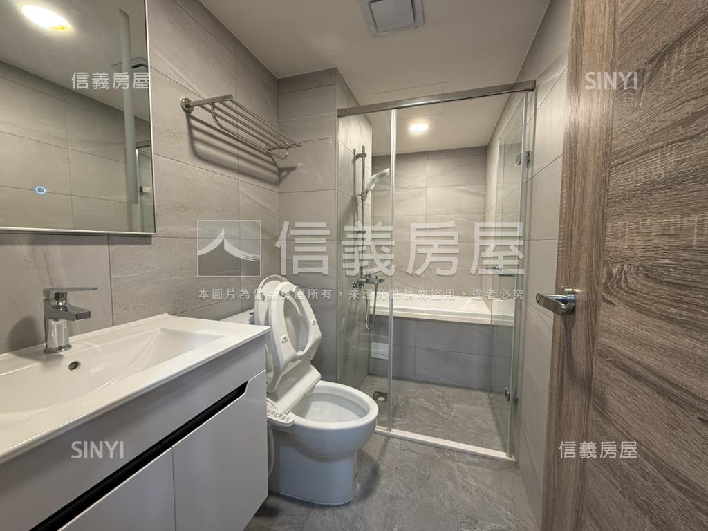 泓瑞順世代｜２房２衛平車房屋室內格局與周邊環境