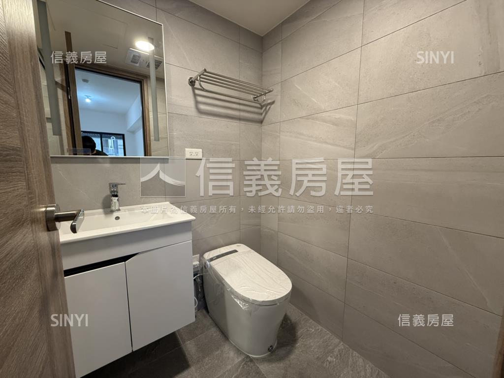 泓瑞順世代｜２房２衛平車房屋室內格局與周邊環境