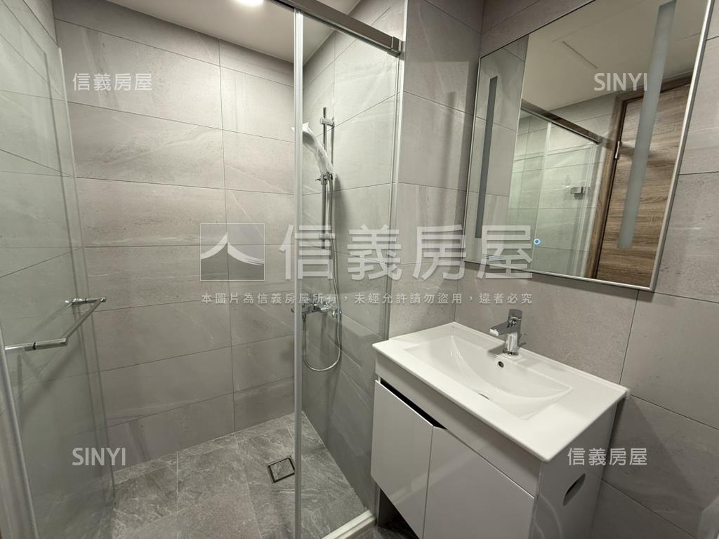 泓瑞順世代｜２房２衛平車房屋室內格局與周邊環境