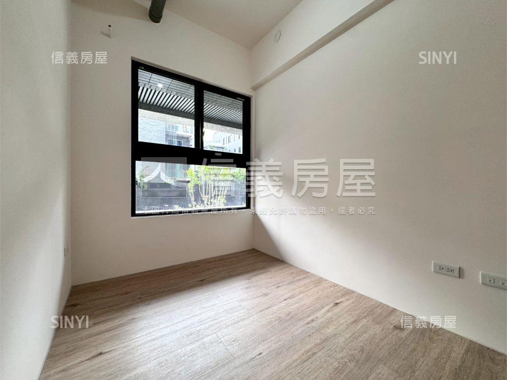 泓瑞順世代｜２房２衛平車房屋室內格局與周邊環境