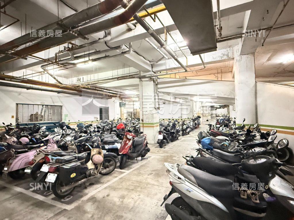 上頂至善成家美三房平車房屋室內格局與周邊環境