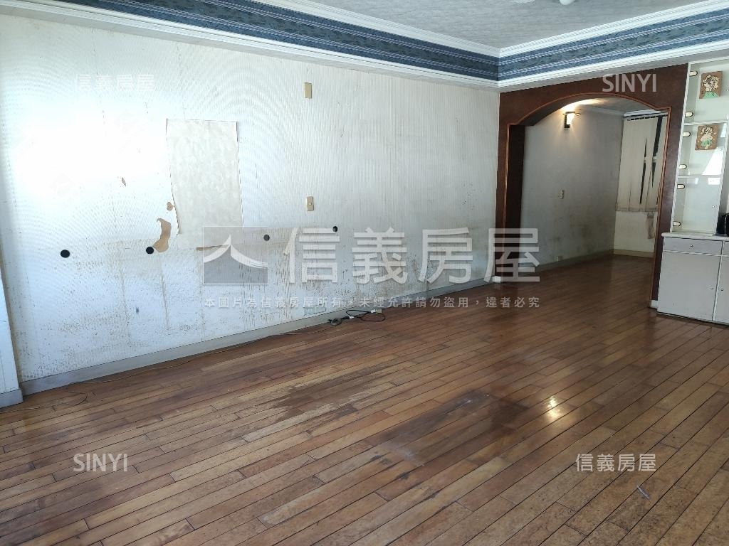 美崙公園旁二樓房屋室內格局與周邊環境