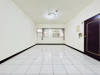 永康街華廈三房平面車位