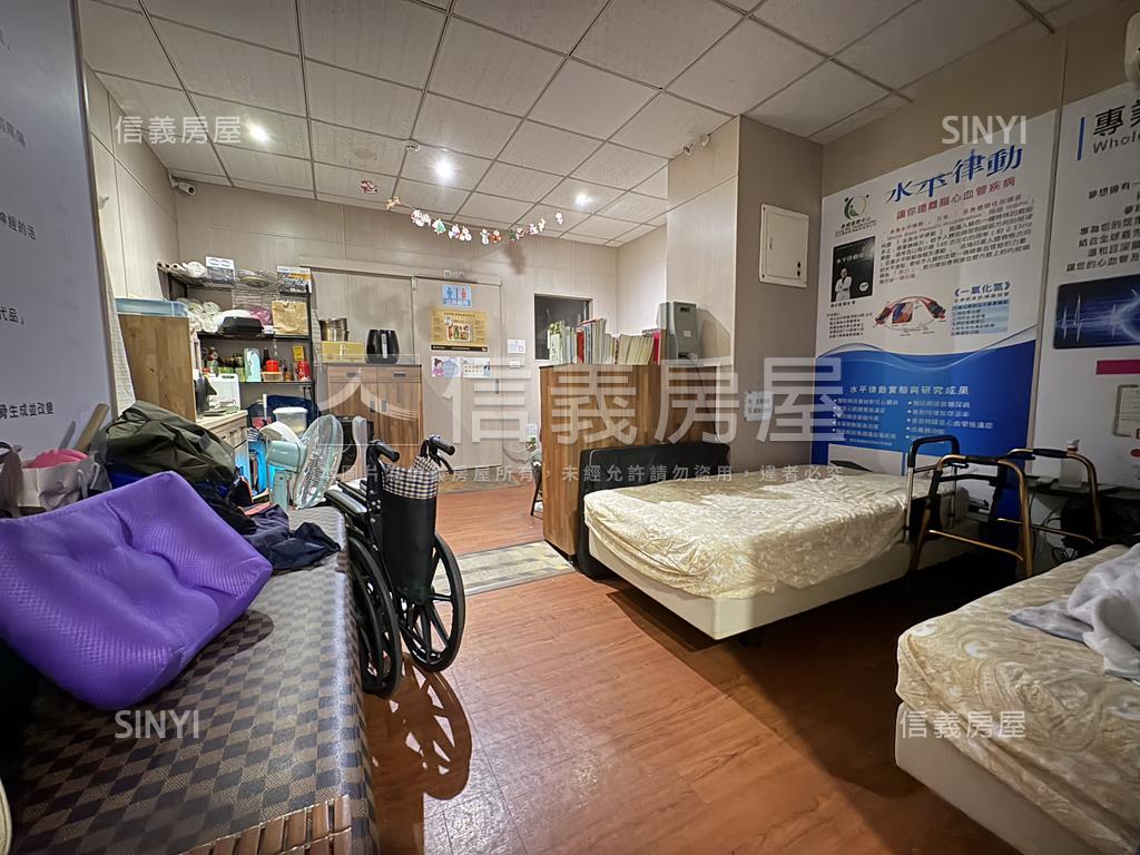 近火車站低總價收租店面房屋室內格局與周邊環境