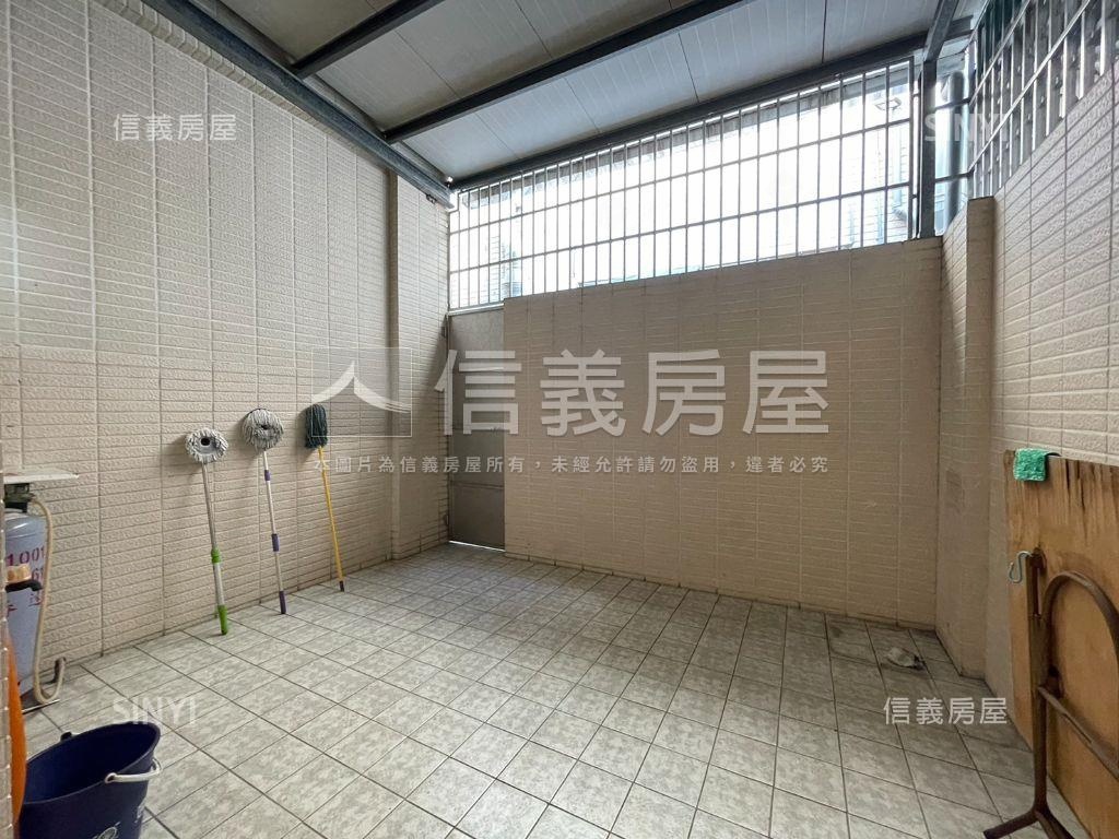 桂林稀有屋況佳騎樓美透房屋室內格局與周邊環境