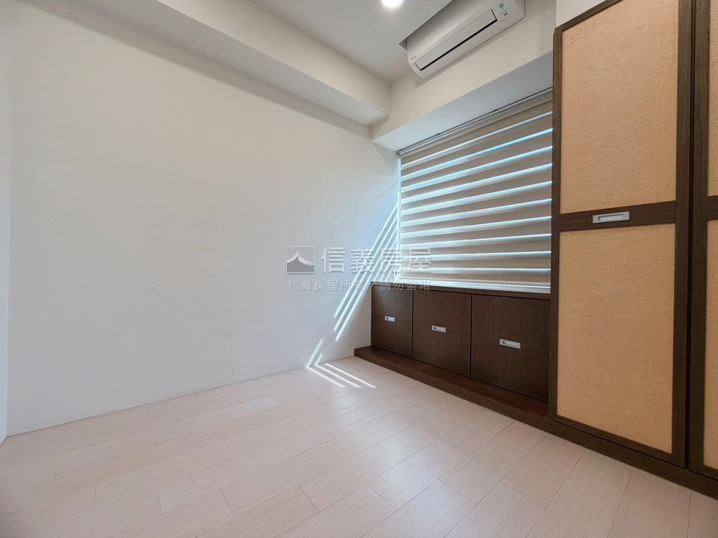 北區世紀三房平車房屋室內格局與周邊環境