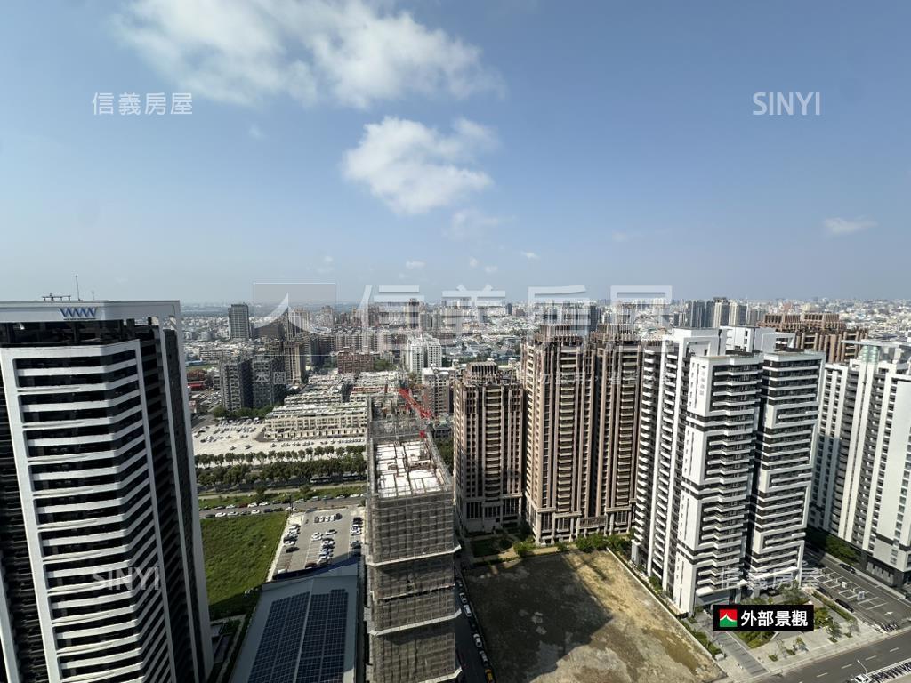 國平之巔次頂霸景平車宅房屋室內格局與周邊環境