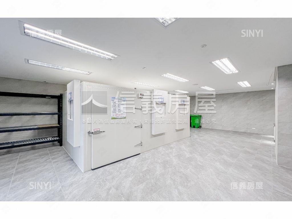 惠宇碧柳朝南兩房兩衛平車房屋室內格局與周邊環境