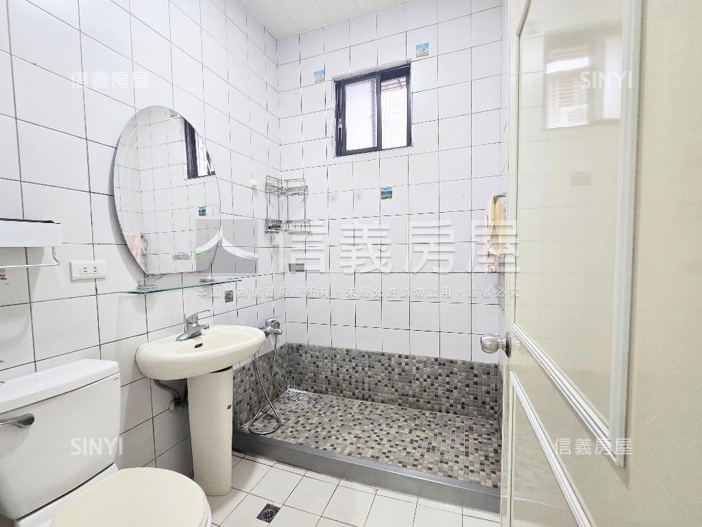 信義路方正通風大空間房屋室內格局與周邊環境