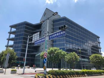 信義路方正通風大空間