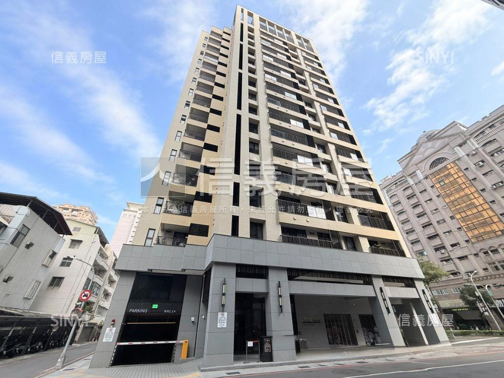 鳳凰康澤未住過四房車位房屋室內格局與周邊環境