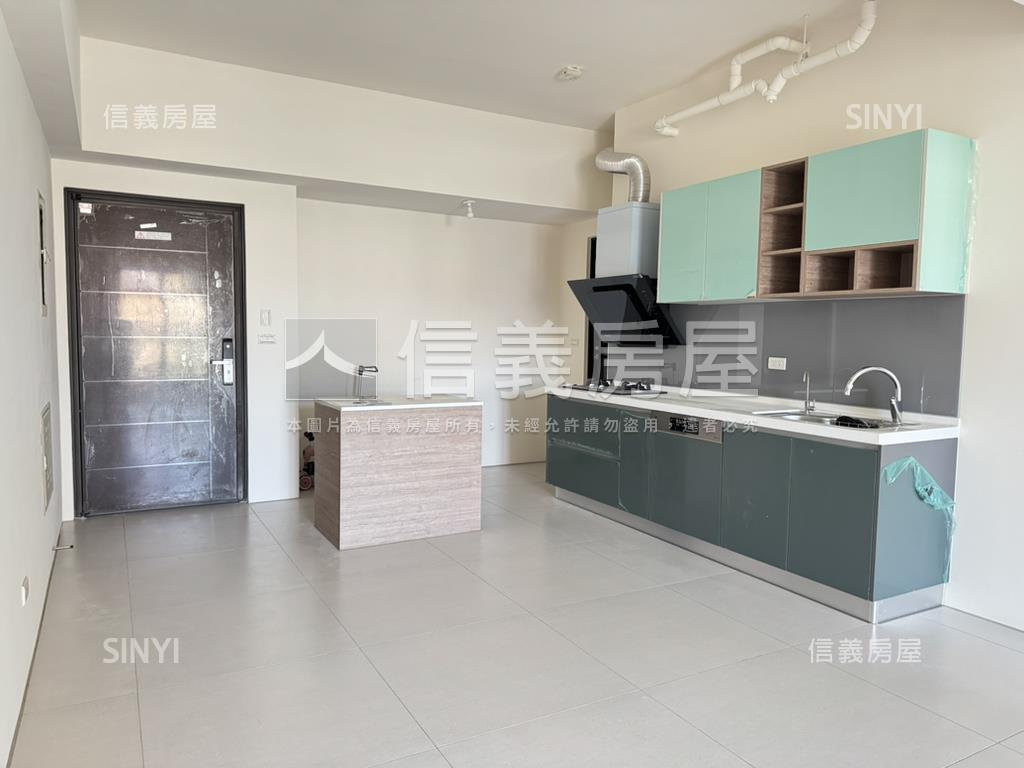 近巨城生活圈４３３好三房房屋室內格局與周邊環境