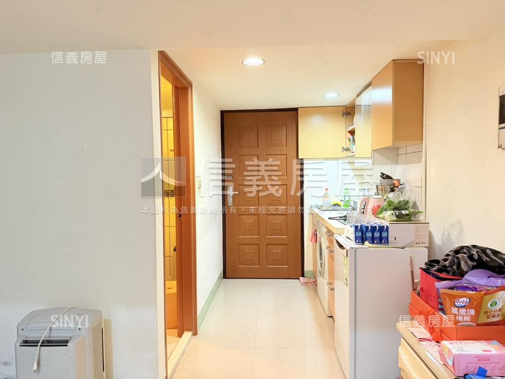 高鐵特區雙翼美套房房屋室內格局與周邊環境