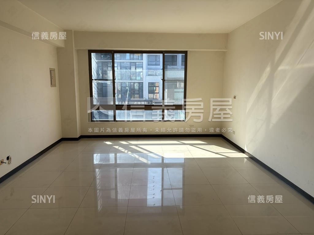 潛力１４期水湳中清路透店房屋室內格局與周邊環境