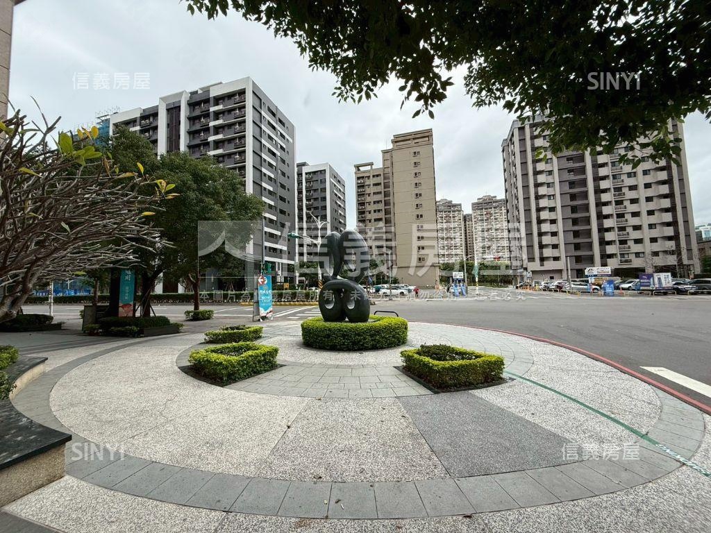 經國表參道三房Ｂ１車位房屋室內格局與周邊環境