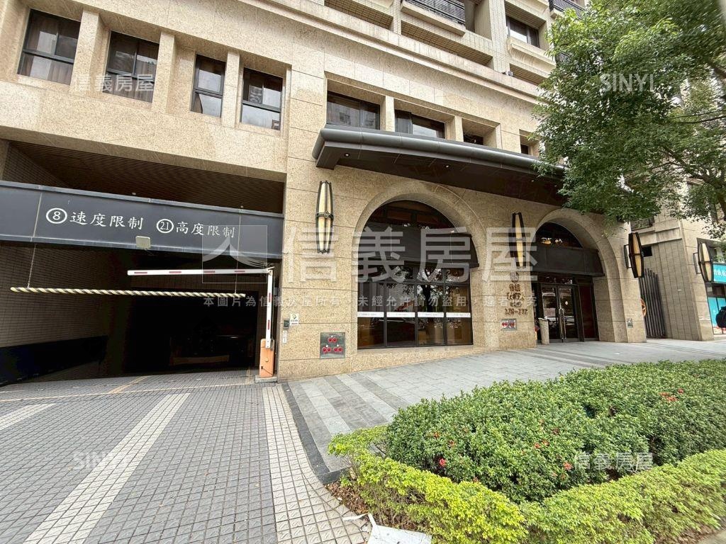 經國表參道三房Ｂ１車位房屋室內格局與周邊環境