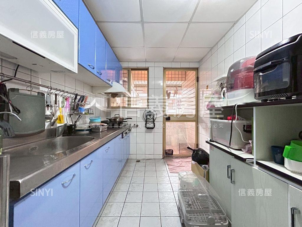 ✿大自然超值四房面公園✿房屋室內格局與周邊環境