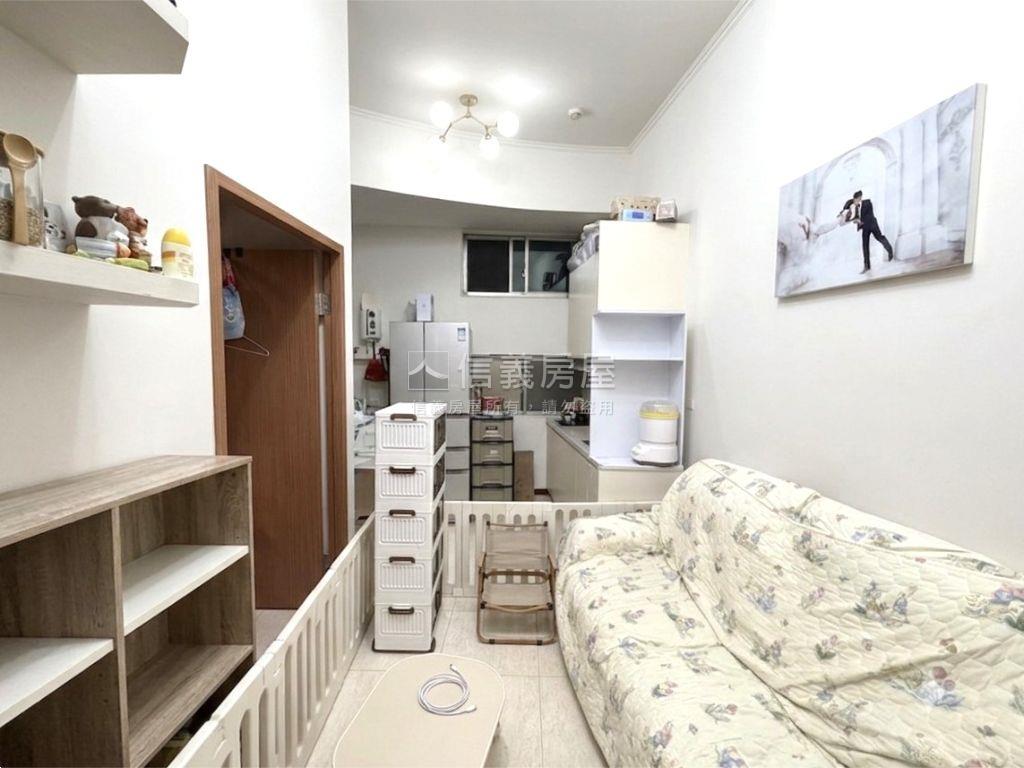 翠光新第邊間美裝一房房屋室內格局與周邊環境