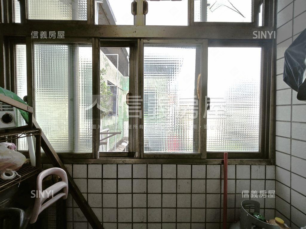 正保平路公寓大空間房屋室內格局與周邊環境