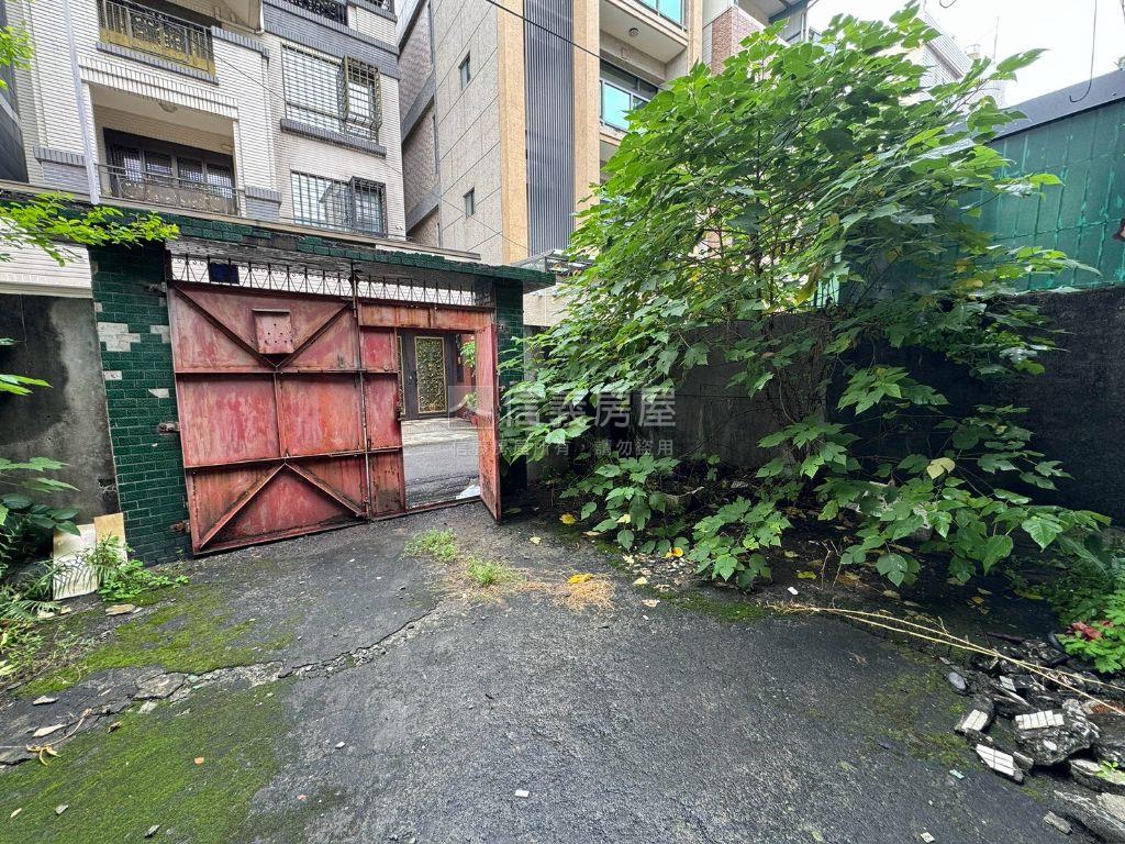 工協大地坪獨棟潛力透天房屋室內格局與周邊環境