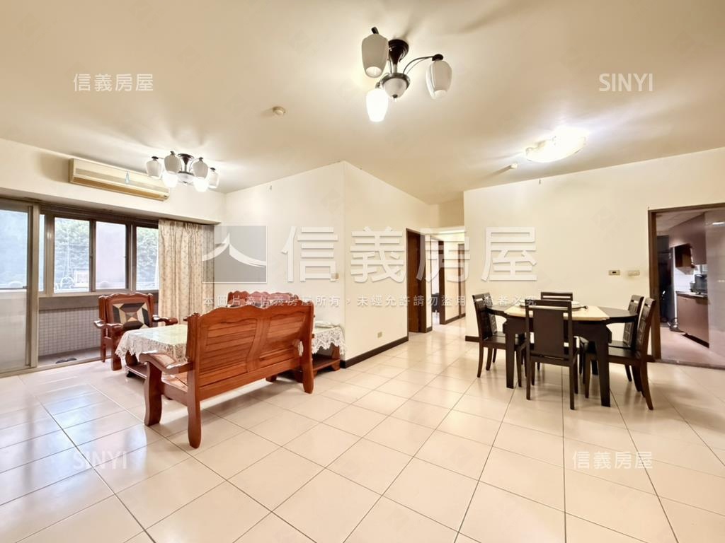 健華新城寧靜樹景３房車位房屋室內格局與周邊環境