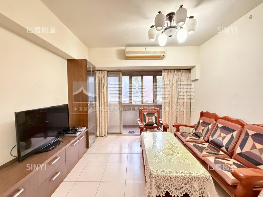 健華新城寧靜樹景３房車位房屋室內格局與周邊環境