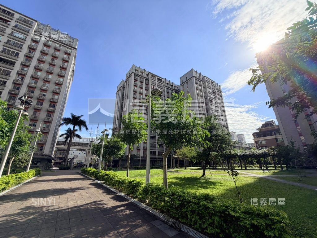 健華新城寧靜樹景３房車位房屋室內格局與周邊環境