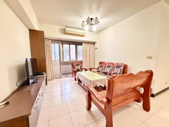 健華新城寧靜樹景３房車位