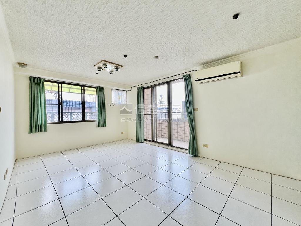 新青安文華高中高樓兩房房屋室內格局與周邊環境