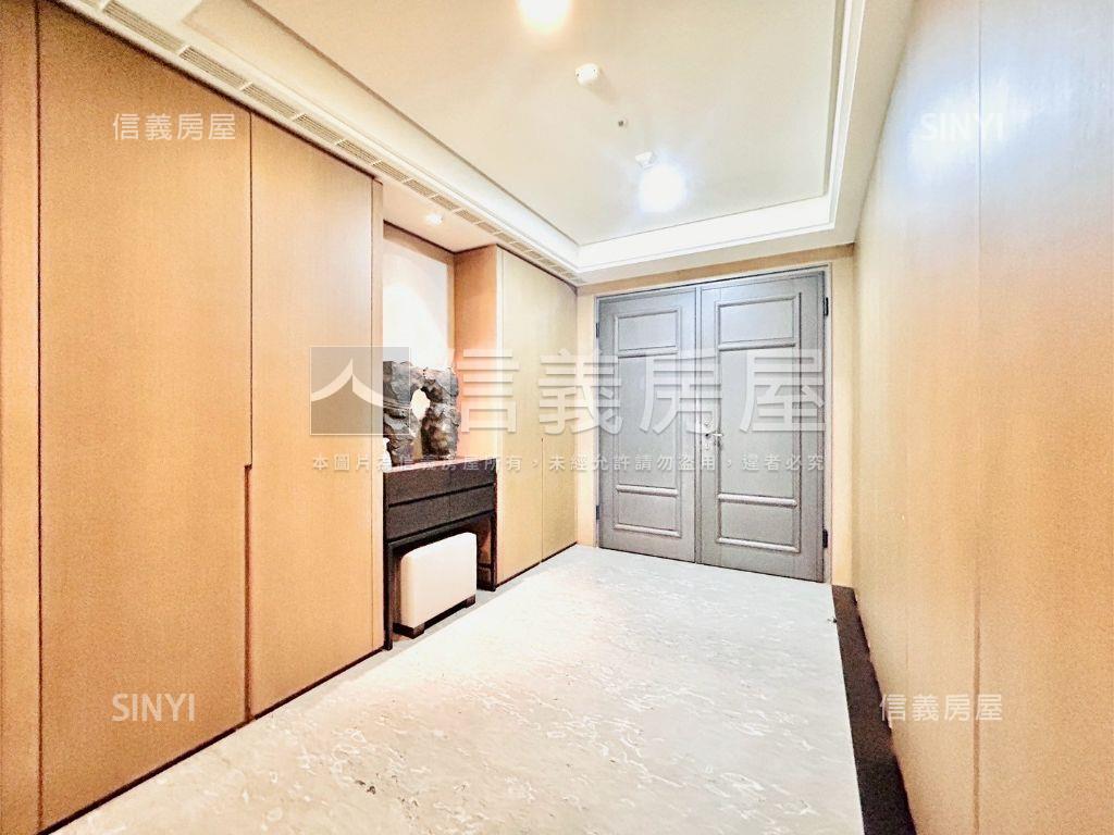 龍寶心臻邸５Ｂ房屋室內格局與周邊環境