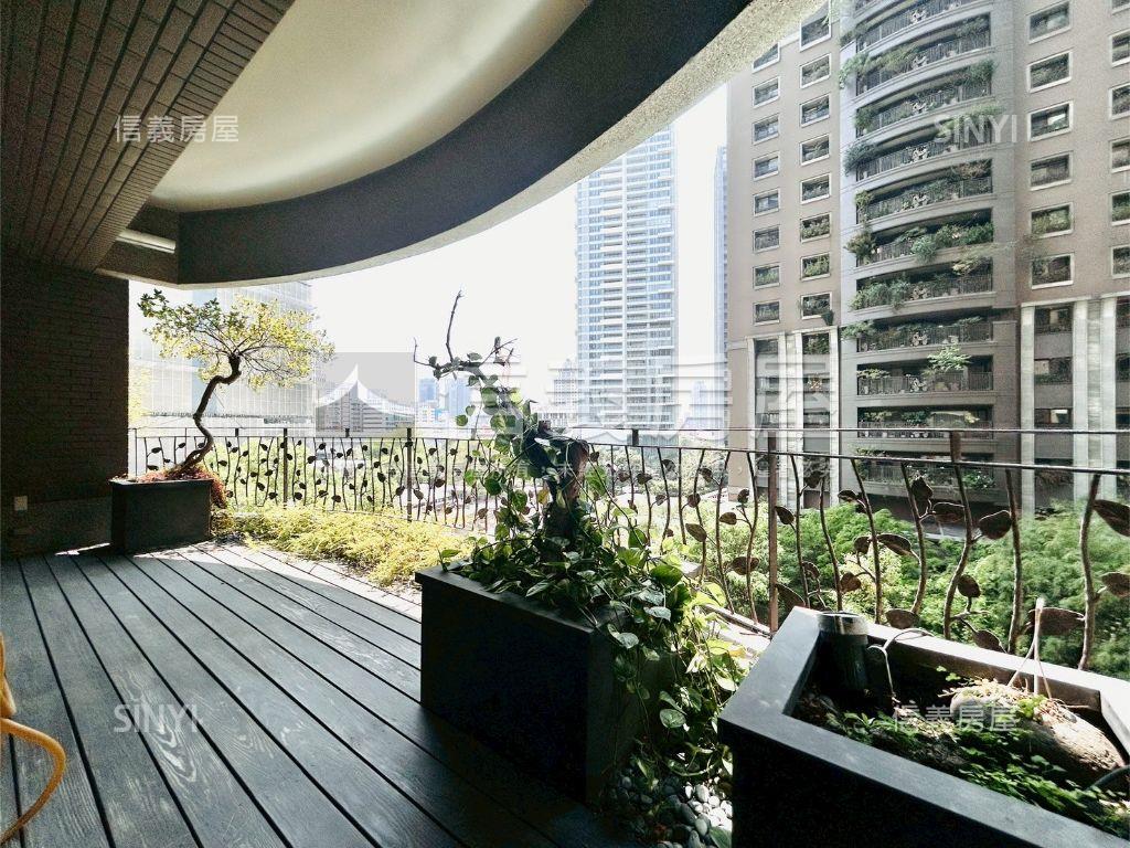 龍寶心臻邸５Ｂ房屋室內格局與周邊環境