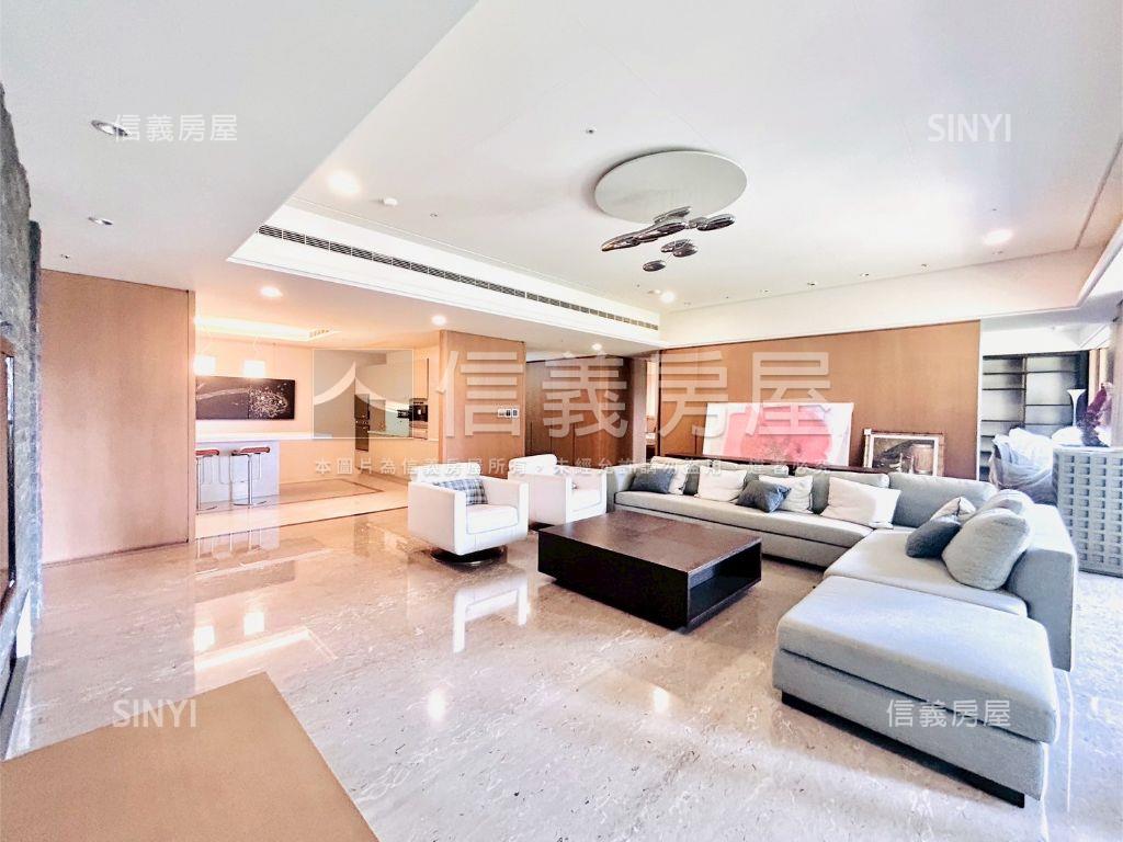 龍寶心臻邸５Ｂ房屋室內格局與周邊環境