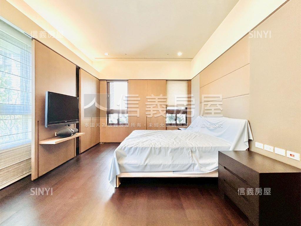 龍寶心臻邸５Ｂ房屋室內格局與周邊環境