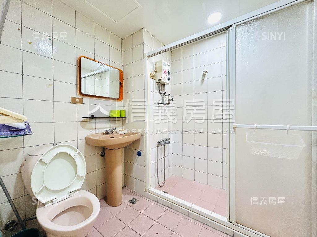 專任華爾滋電梯小資族２房房屋室內格局與周邊環境