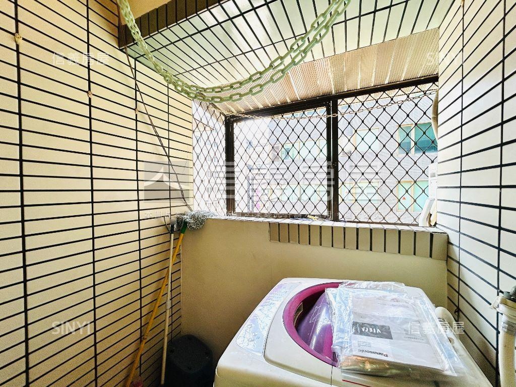 專任華爾滋電梯小資族２房房屋室內格局與周邊環境