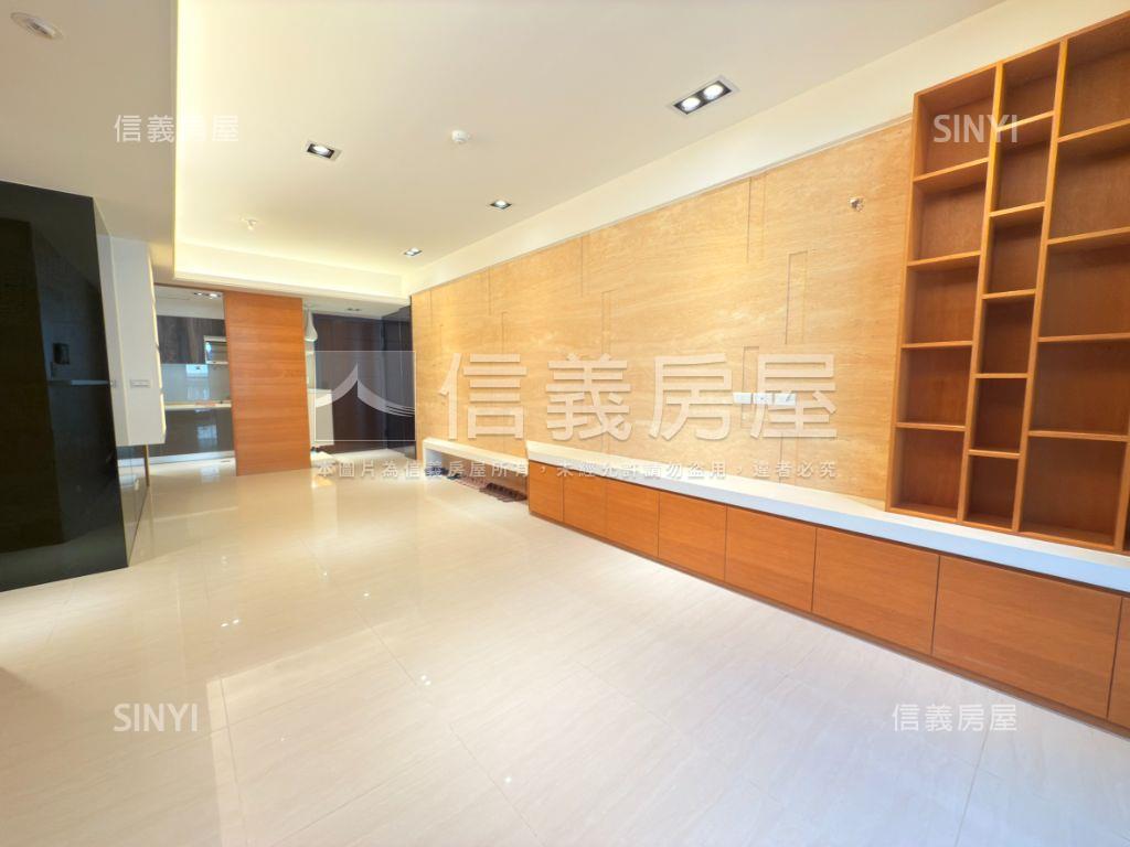 國聚知青三房美屋平面車位房屋室內格局與周邊環境