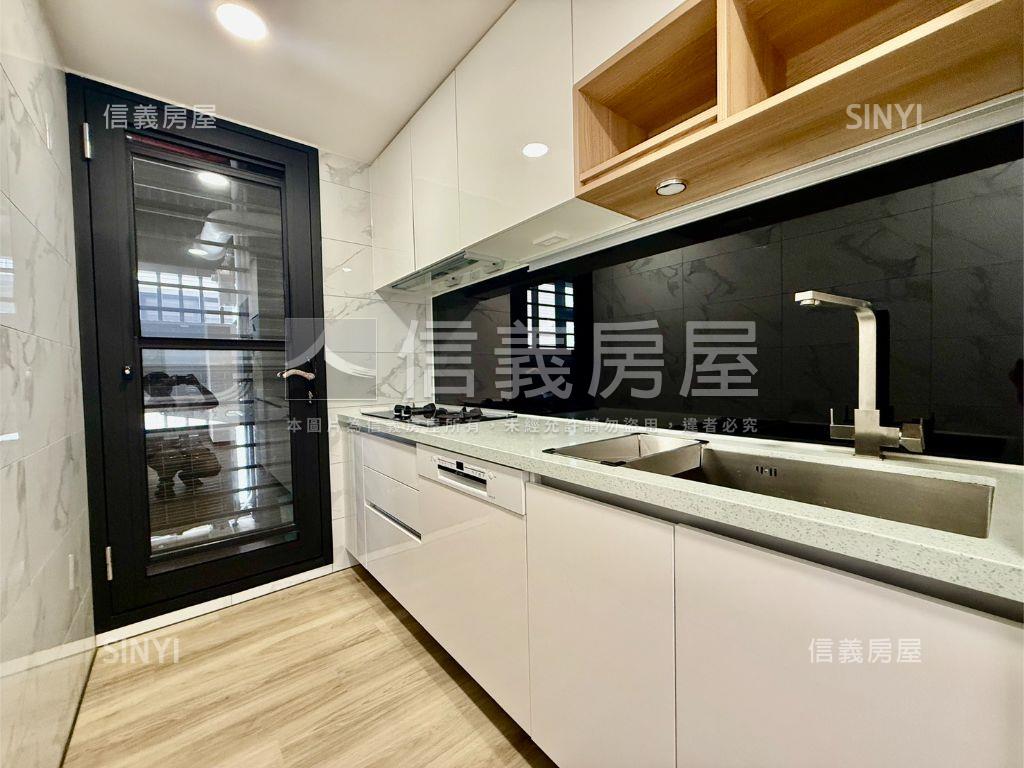 勝美欣次頂樓兩房平車房屋室內格局與周邊環境