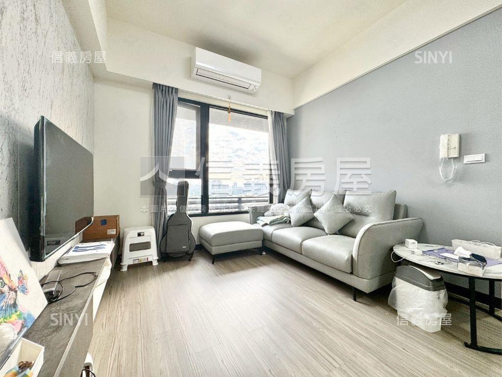 近高科大屋齡四年三房平車房屋室內格局與周邊環境