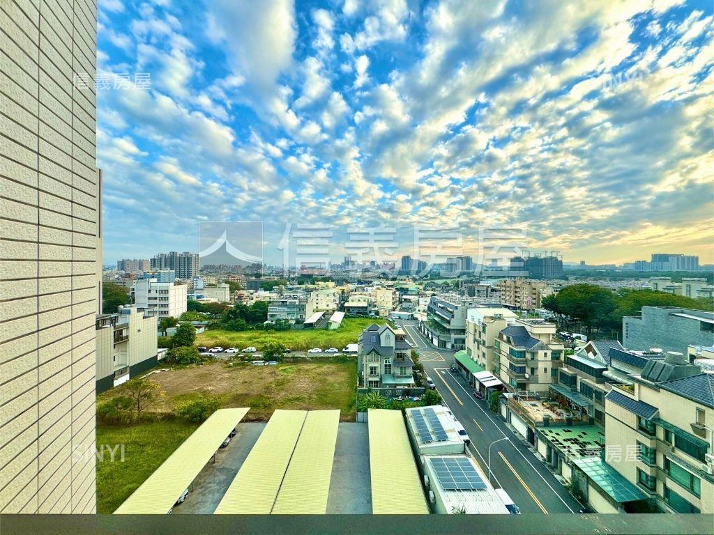 近高科大屋齡四年三房平車房屋室內格局與周邊環境