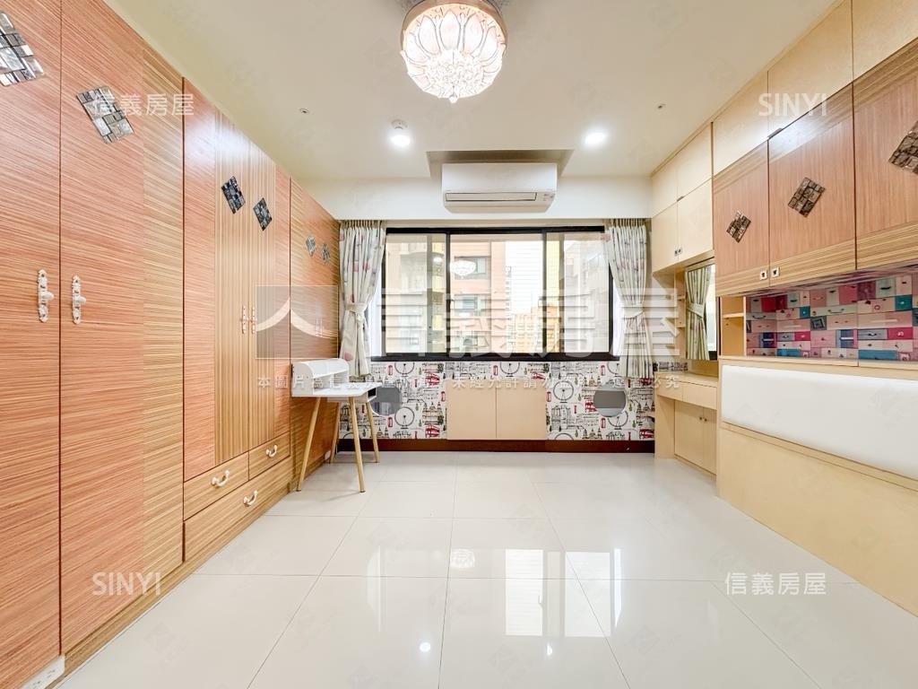 國家美術館四房平車房屋室內格局與周邊環境