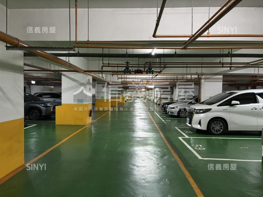 國家美術館四房平車房屋室內格局與周邊環境