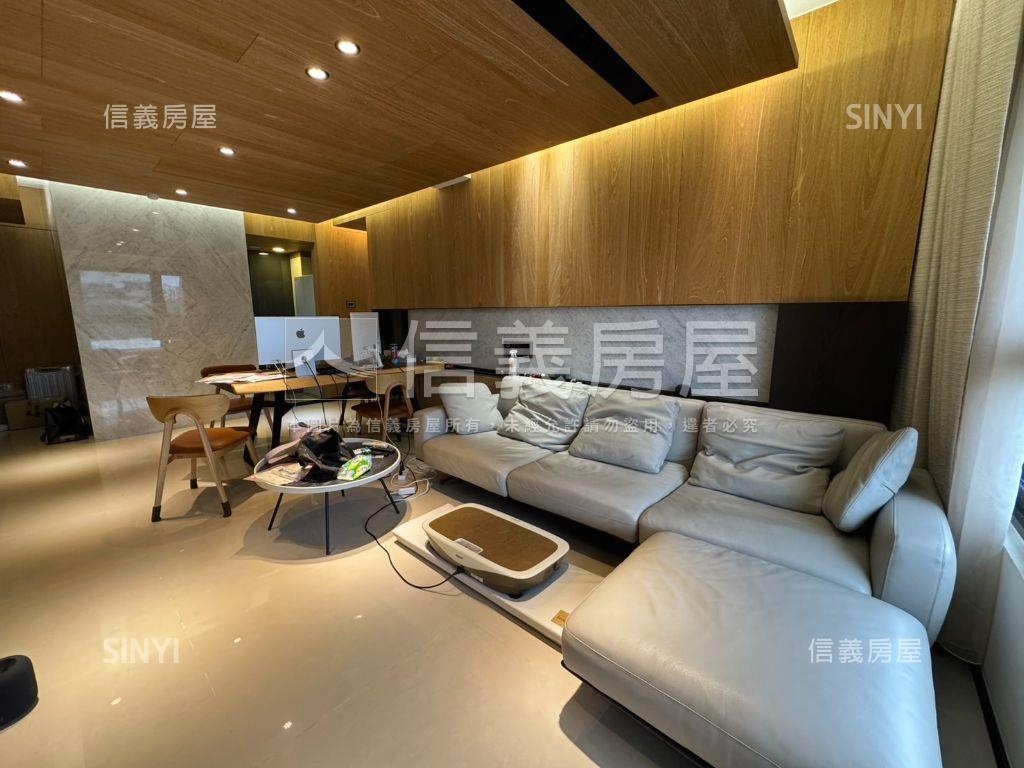 這是聯勤三喜制震宅房屋室內格局與周邊環境